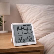 HC17 - HOME HC17 budík s vlhko- a teplomerom, s prémiovým LCD displejom, na umiestnenie na chladničku, nábytok alebo stenu